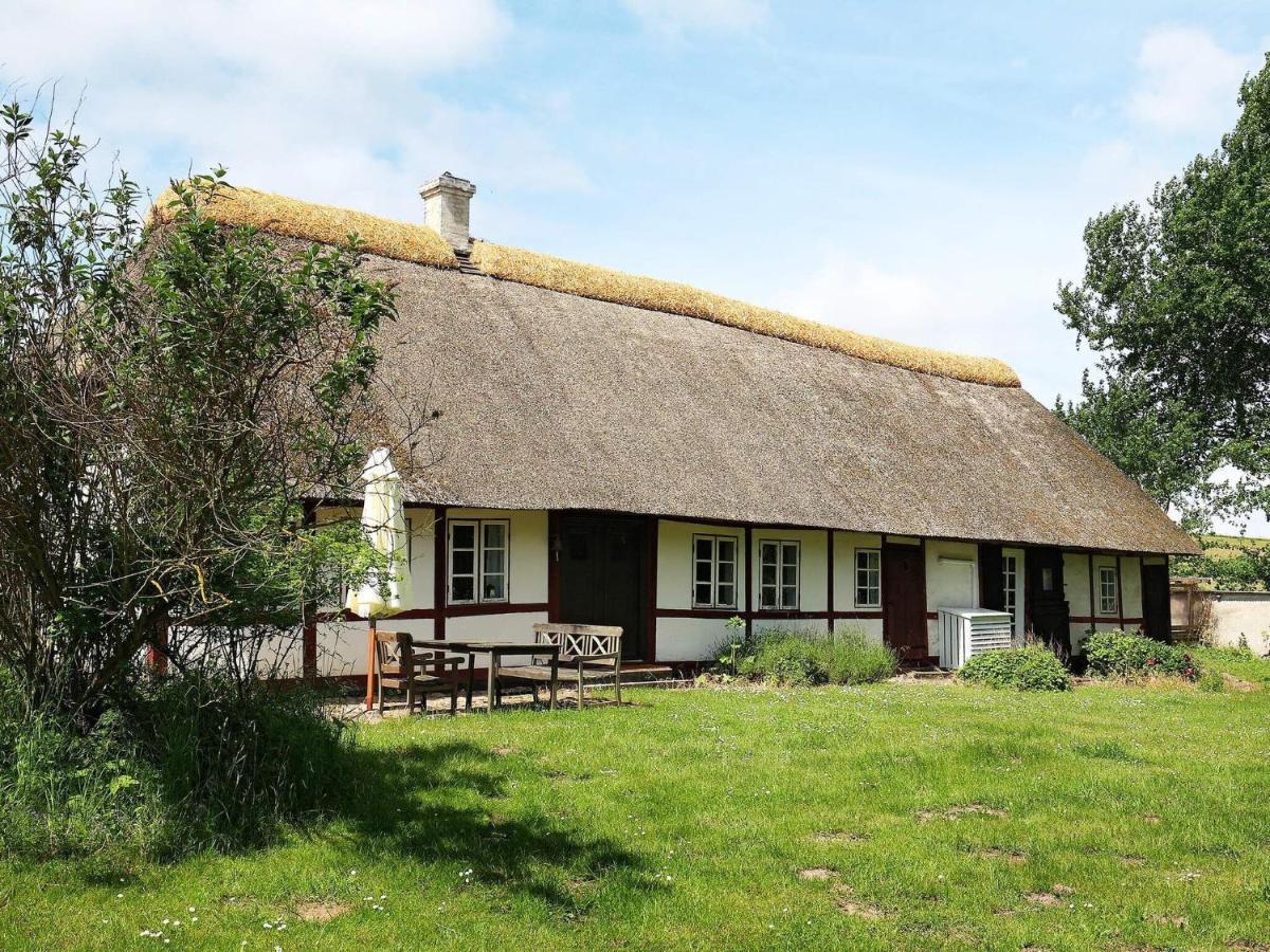 Holiday Home Humble Xxxiii Exterior photo